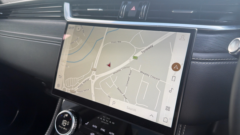 Jaguar F-Pace 2.0 D200 R-Dynamic HSE 5dr Auto AWD Diesel Estate